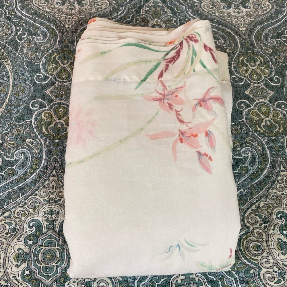 Floral Print with birds 50s Cream Bedding queen flat Sheet